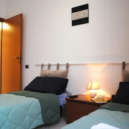 Apartman Bnbook - Borromeo 1 Rho
